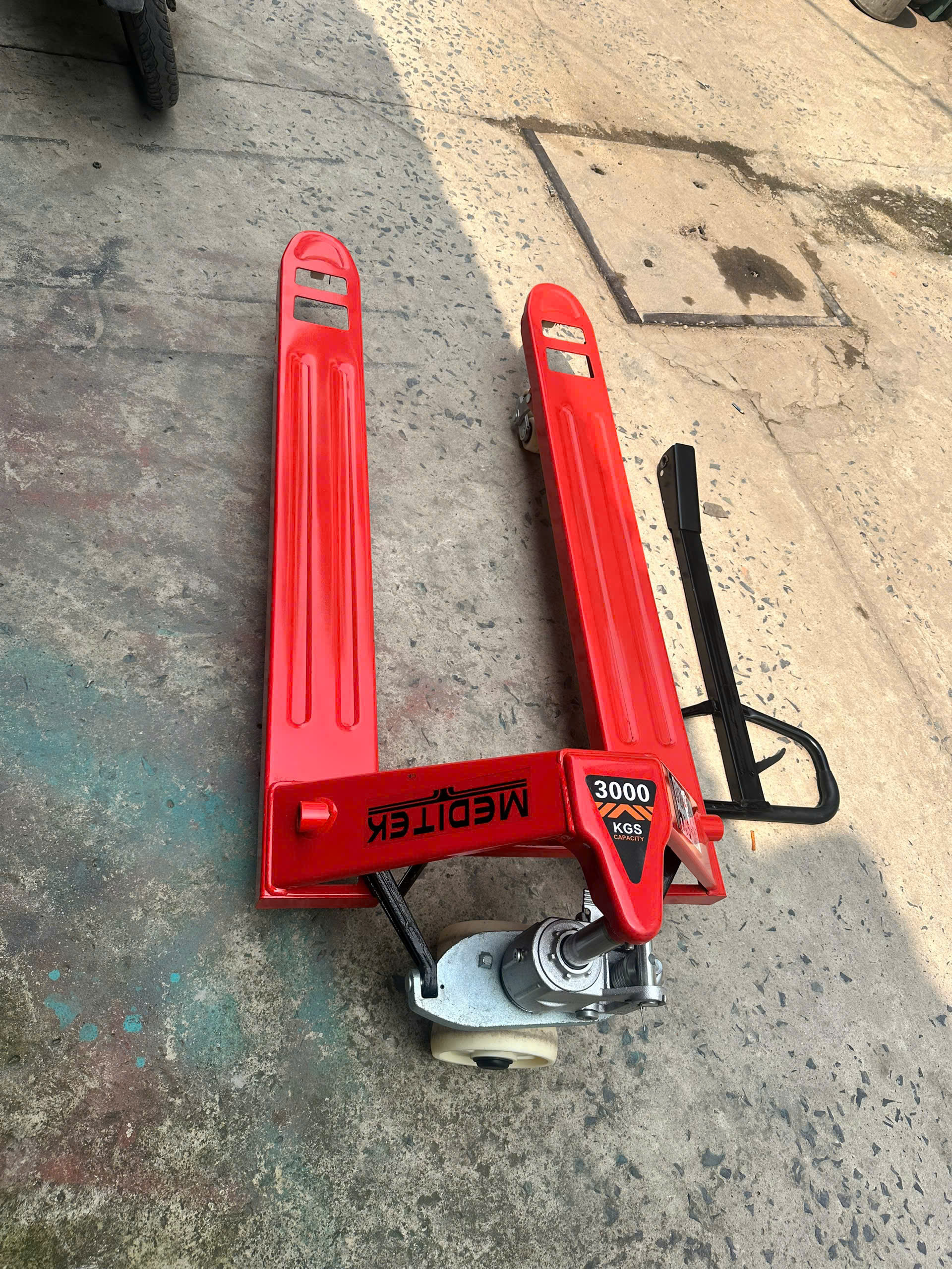 Xe Nâng Tay Thấp 3 Tấn MEDITEK - AC30